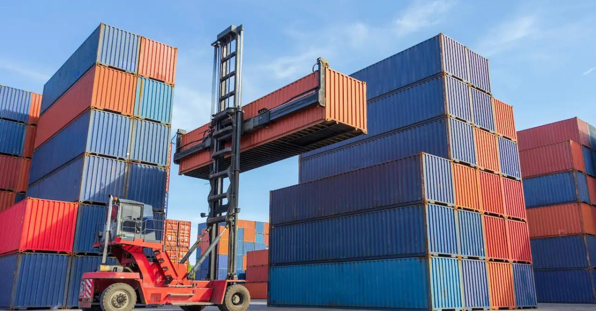 Expert Guide for Shipping Container Maintenance Do's and Dont's